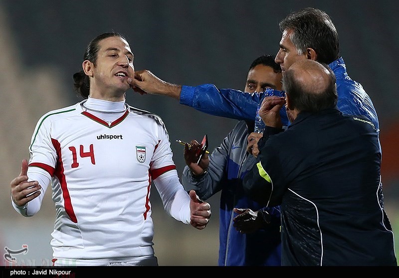 IRNA English - Sepahan, Padideh playing football