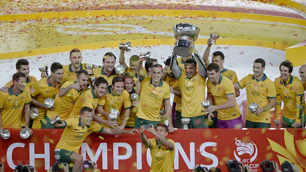 Australia lifts the AFC Asian Cup. – TeamMelli
